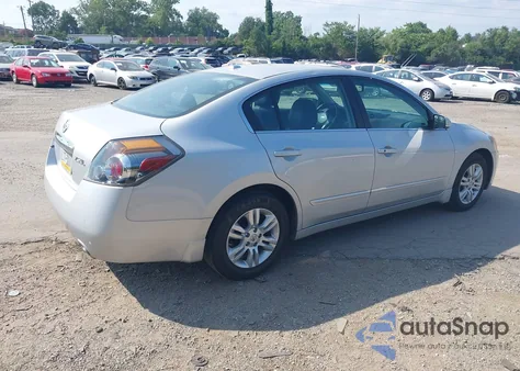 2011 Nissan Altima 2.5 S z USA, uszkodzony, nr VIN 1N4AL2AP3BN421337